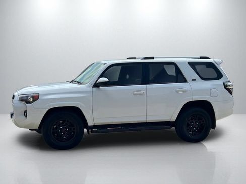 Used 2022 Toyota 4Runner SR5 RWD image 8