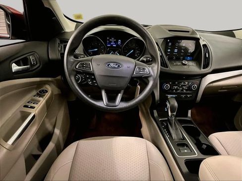 Used 2018 Ford Escape SE w/ SE Sync 3 Package FWD image 5