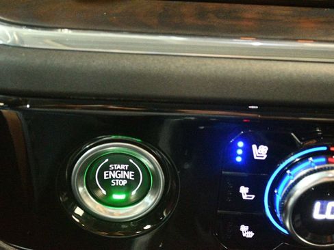 Used 2023 GMC Sierra 1500 SLT w/ SLT Premium Package image 68