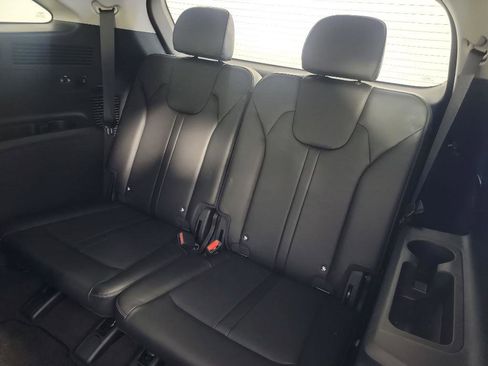 Certified 2025 Kia Sorento EX w/ Panoramic Sunroof Package image 21