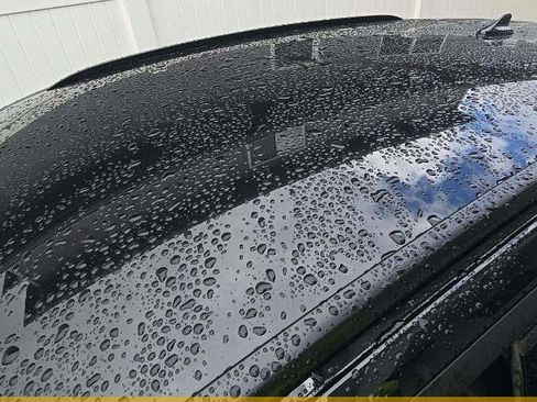 Used 2022 Volkswagen ID.4 Pro image 6