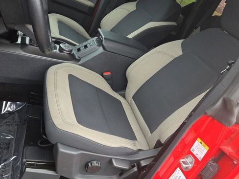 Used 2021 Ford Bronco Big Bend image 33