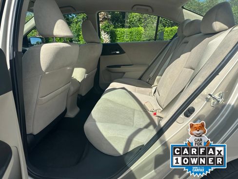 Used 2013 Honda Accord LX image 21