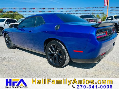 Used 2022 Dodge Challenger SXT w/ Blacktop Package RWD image 3