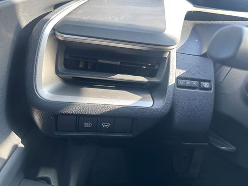 Used 2024 Toyota Prius LE image 21