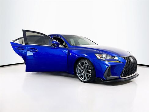 Used 2018 Lexus IS 300 F Sport w/ F Sport Package RWD image 38