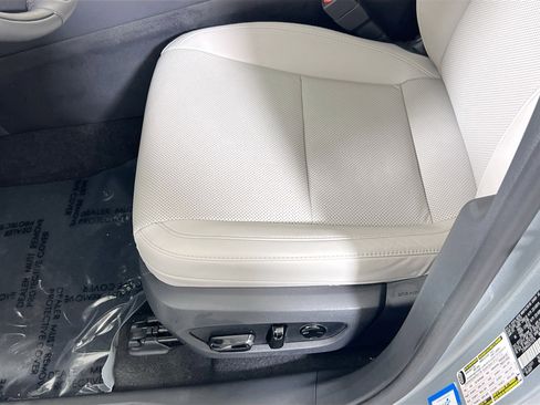 Used 2025 Lexus RX 350 Premium image 18