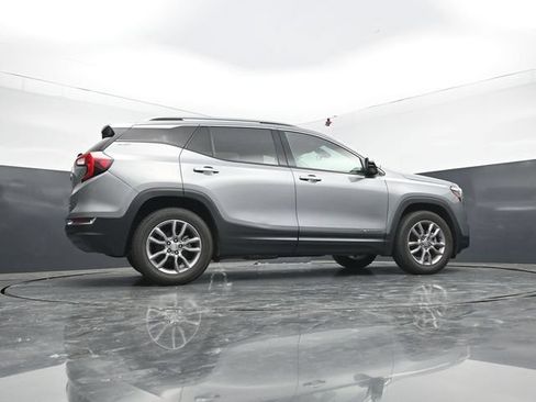 Used 2024 GMC Terrain SLT AWD/4WD image 66