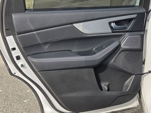 Used 2025 Acura MDX SH-AWD w/ Technology Package image 15