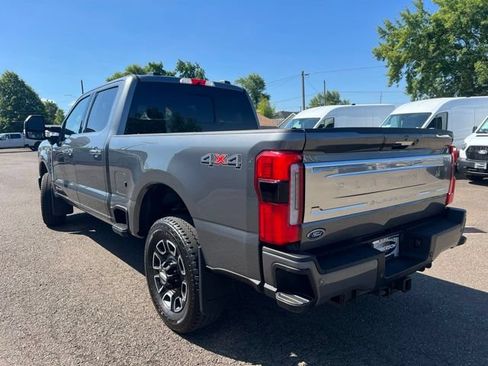Used 2024 Ford F350 Platinum AWD/4WD image 3