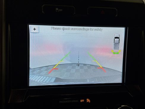 Used 2017 Ford F150 XLT w/ Equipment Group 302A Luxury image 19