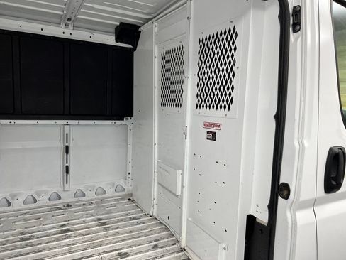 Used 2021 RAM ProMaster 2500 FWD image 11