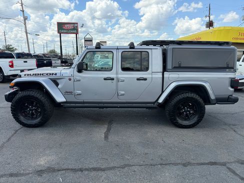 Used 2020 Jeep Gladiator Rubicon image 2