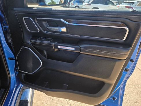 Used 2022 RAM 1500 Laramie AWD/4WD image 16