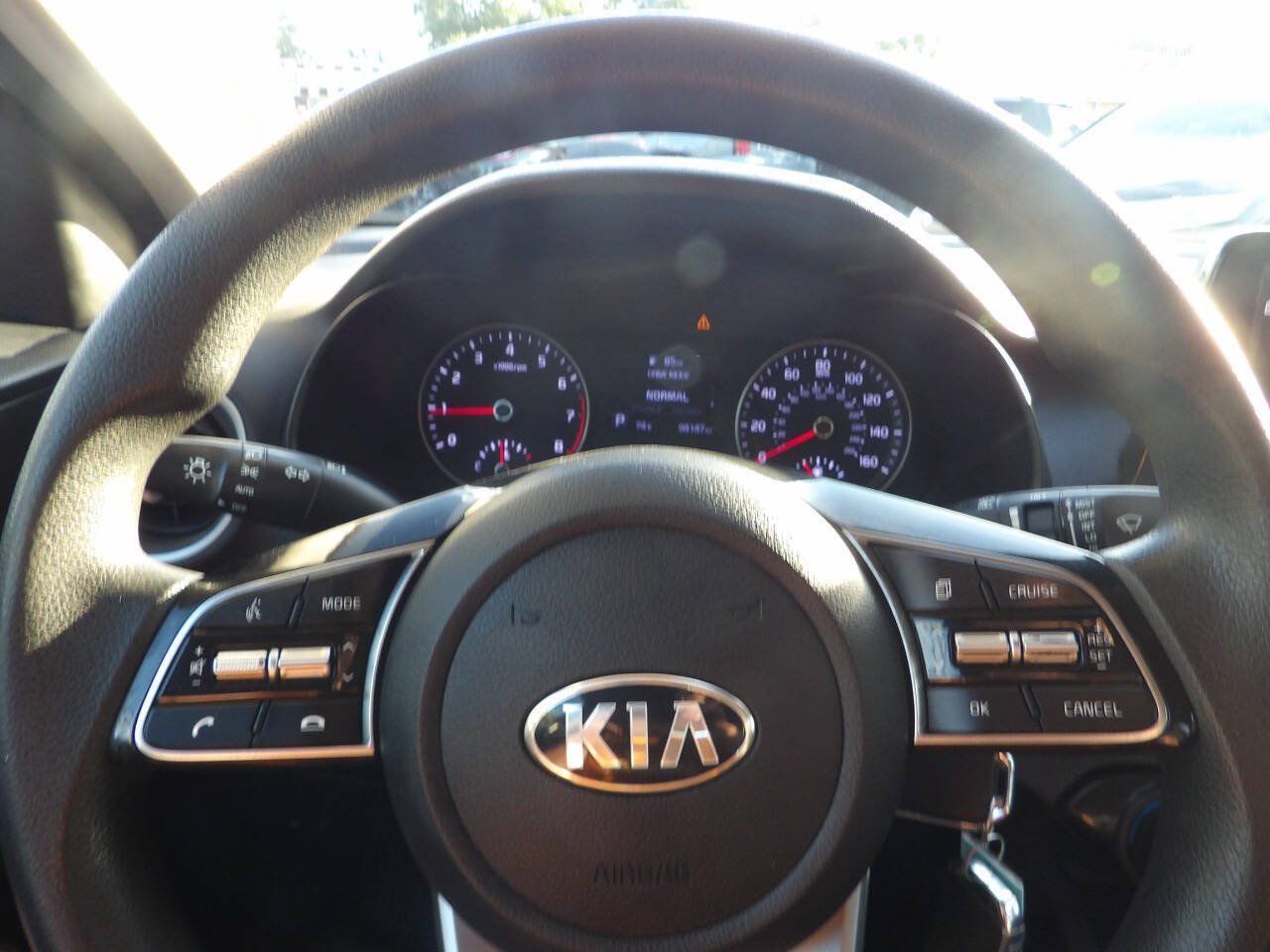 Used 2019 Kia Forte LXS FWD image 12
