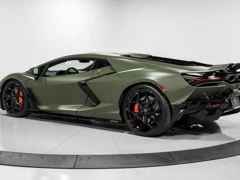 Used 2024 Lamborghini Revuelto AWD/4WD image 5