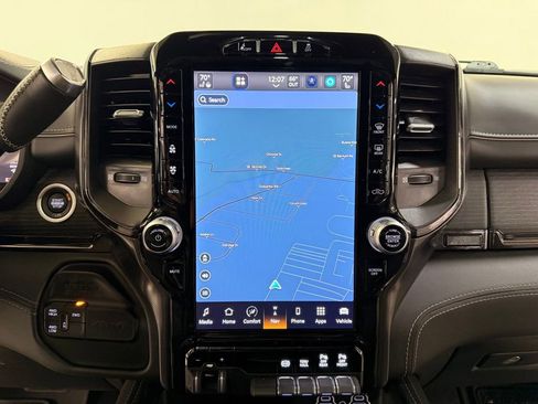 Used 2023 RAM 2500 Limited image 23