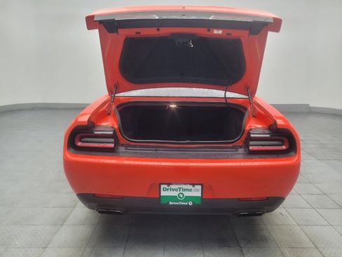 Used 2019 Dodge Challenger SXT RWD image 29