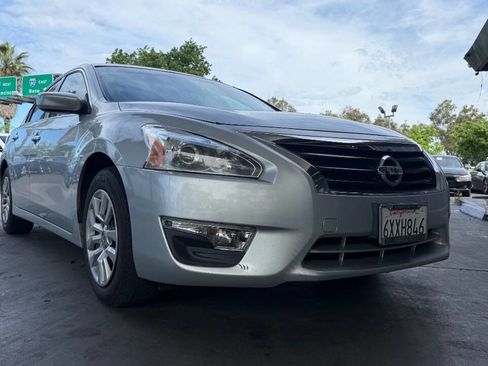 Used 2013 Nissan Altima 2.5 S image 3