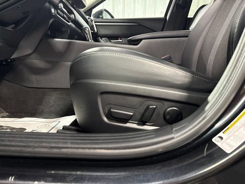 Used 2024 MAZDA CX-50 AWD 2.5 S w/ Preferred Package image 18