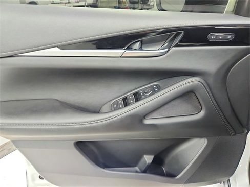 Used 2025 INFINITI QX60 Pure image 37