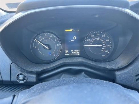 Used 2019 Subaru Crosstrek 2.0i Premium w/ Eyesight System image 17