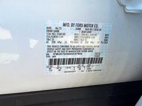 Used 2025 Ford Explorer Active image 44