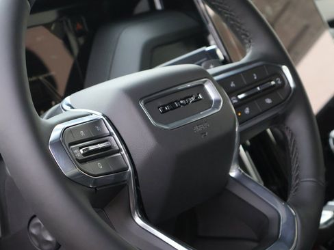 New 2026 GMC Yukon Denali image 28