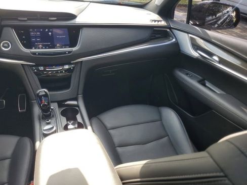 Certified 2023 Cadillac XT5 Sportv w/ Technology Package AWD/4WD image 15