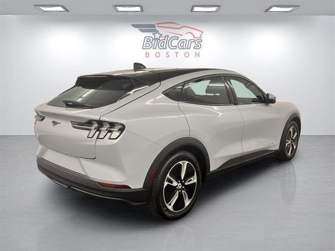 Used 2021 Ford Mustang Mach-E Select w/ Comfort/Appearance Package image 4