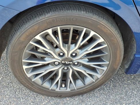 Used 2024 Kia Forte GT-Line w/ GT-Line Premium Package image 9