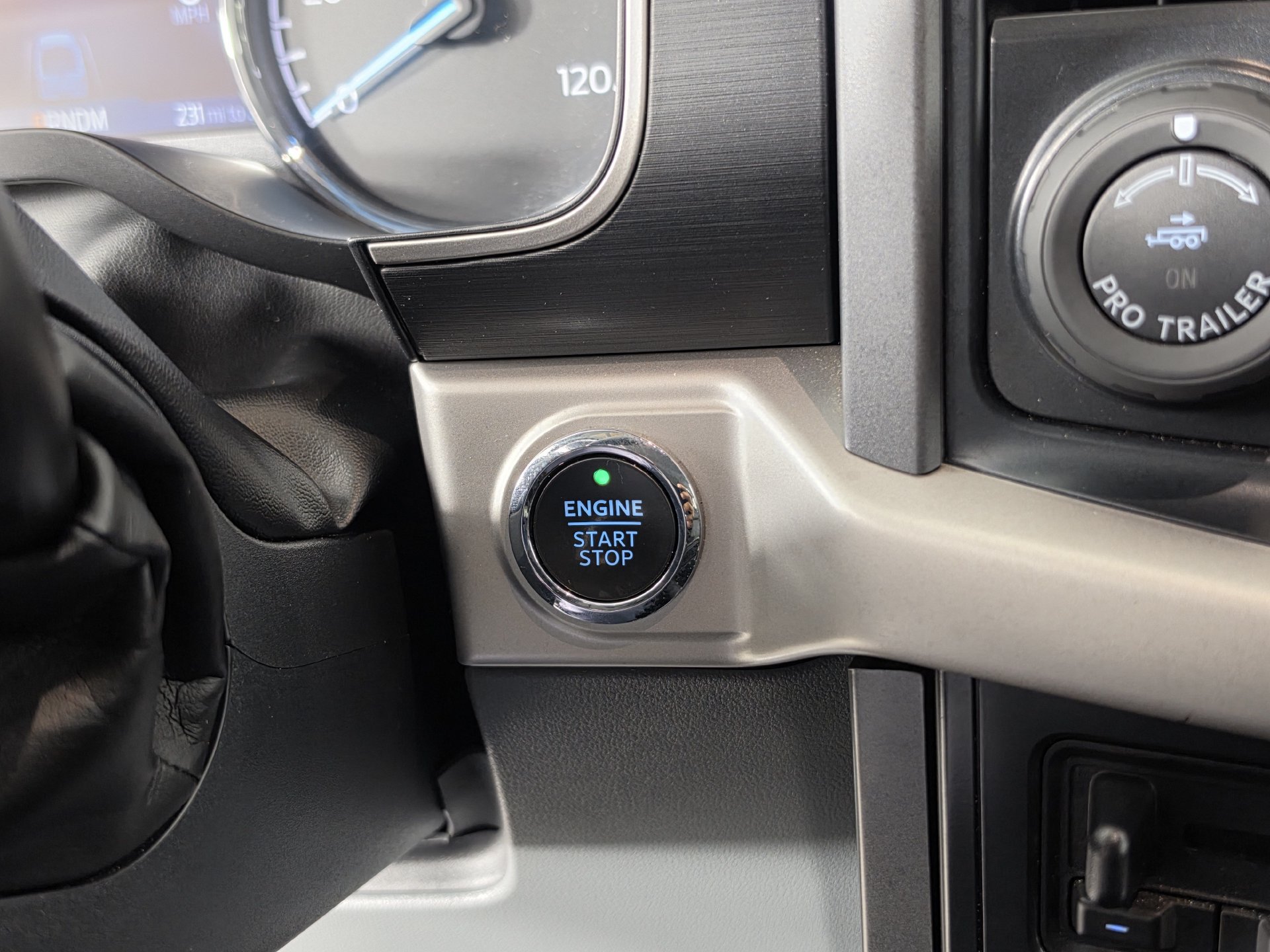 Used 2022 Ford F150 XLT w/ Equipment Group 302A High AWD/4WD image 18