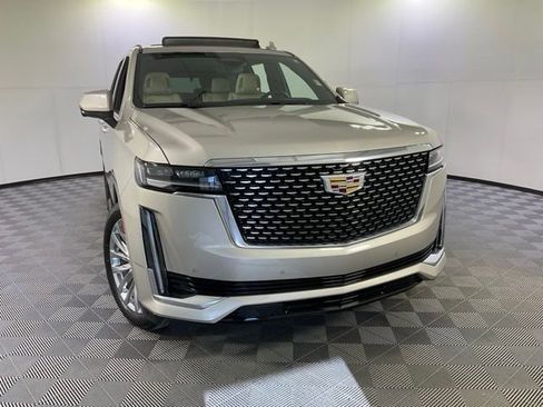 Certified 2024 Cadillac Escalade Premium Luxury w/ Performance Package image 8