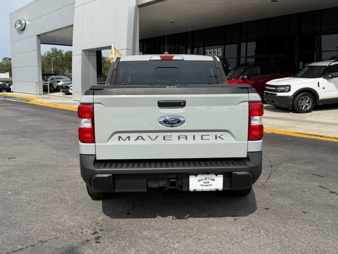 Certified 2022 Ford Maverick Lariat FWD image 6