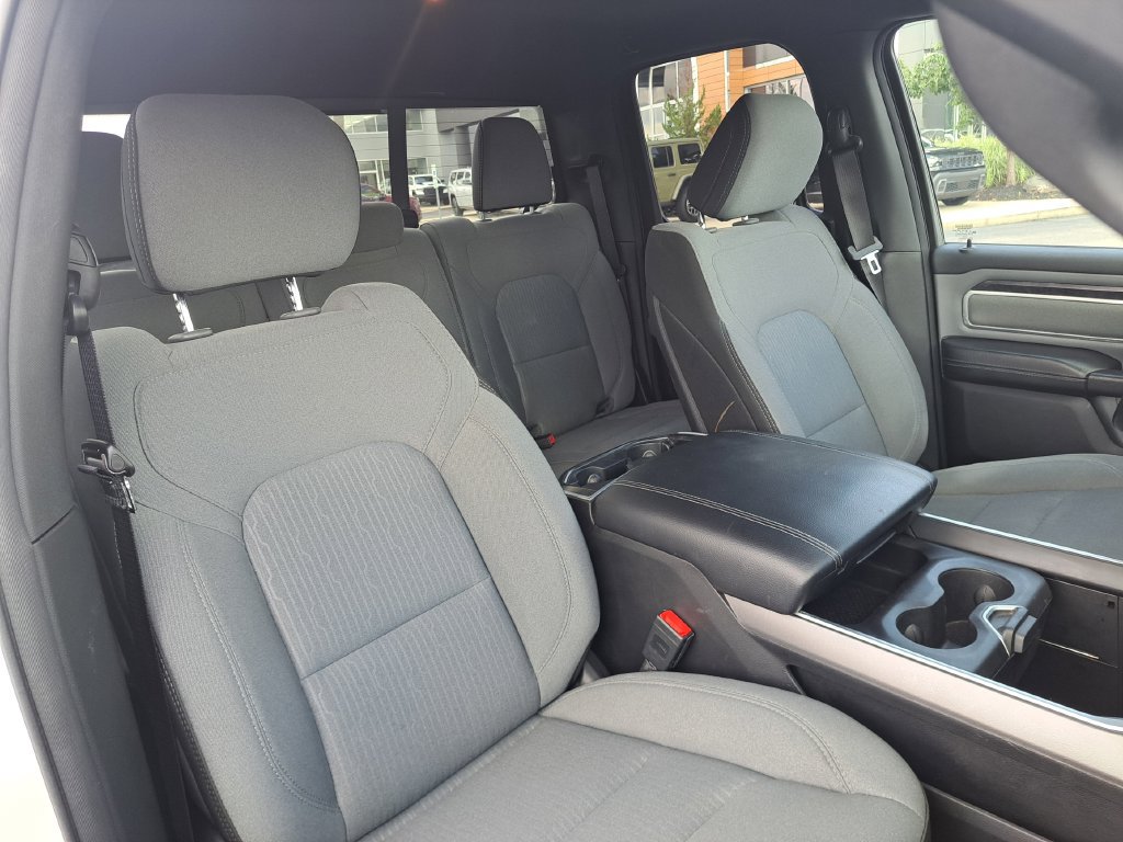 Used 2022 RAM 1500 Big Horn AWD/4WD image 36