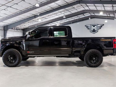 Used 2024 Ford F250 King Ranch w/ Tremor Off-Road Package AWD/4WD image 3