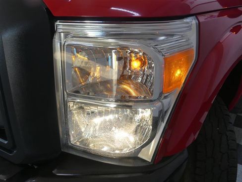 Used 2015 Ford F250 XL w/ Power Equipment Group image 12