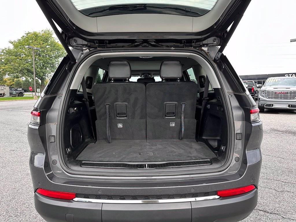 Used 2022 Jeep Grand Cherokee L Limited AWD/4WD image 46