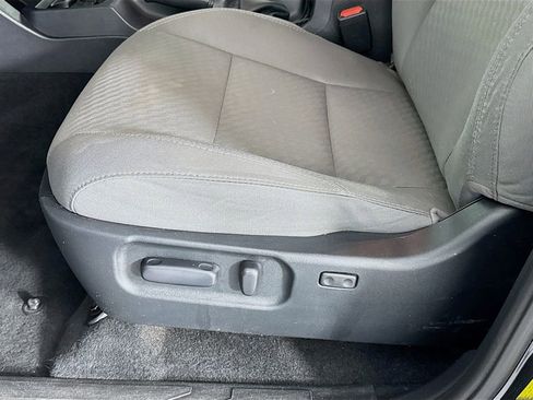 Used 2021 Toyota Tacoma SR5 image 19