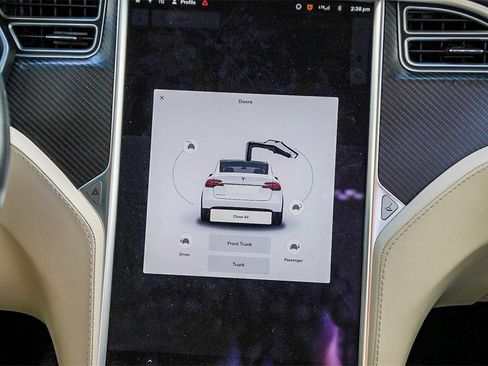 Used 2017 Tesla Model X 75D image 14