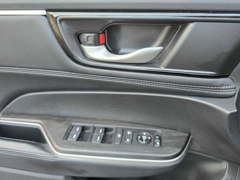 Used 2018 Honda Clarity Plug-In Hybrid image 38