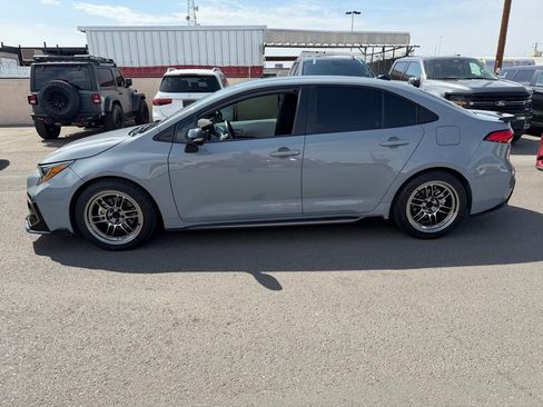 Used 2022 Toyota Corolla SE w/ Carpet Mat Package (TMS) image 7