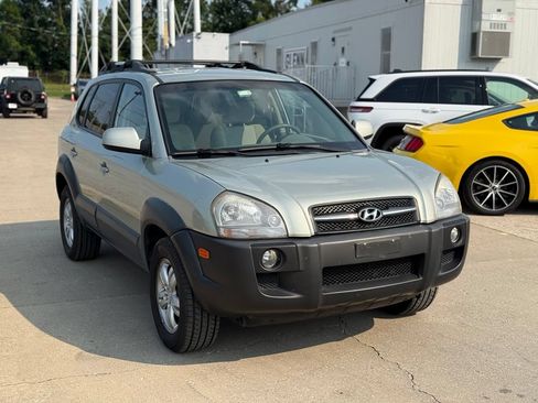 Used 2008 Hyundai Tucson SE AWD/4WD image 4