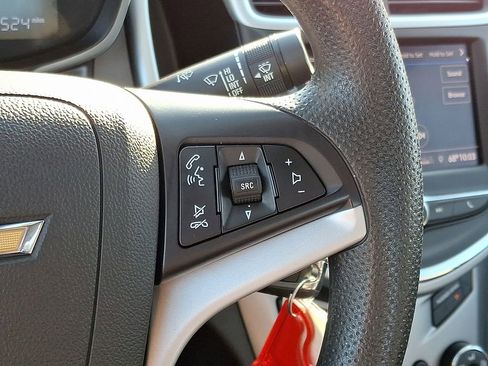 Used 2020 Chevrolet Sonic LT image 22