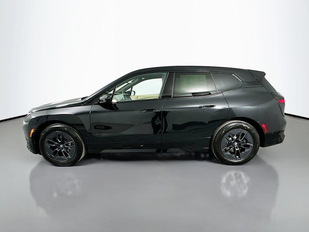Used 2026 BMW iX xDrive45 AWD/4WD image 8