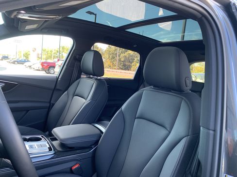 Certified 2025 Audi Q7 2.0T Premium Plus w/ Premium Plus Package image 5