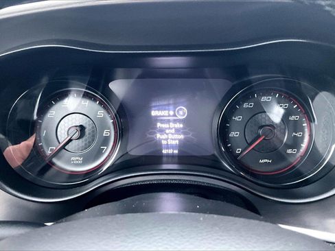 Used 2022 Dodge Charger R/T w/ Blacktop Package image 17