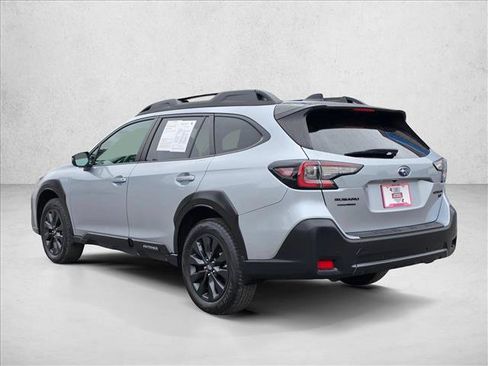 Used 2024 Subaru Outback Onyx Edition XT AWD/4WD image 3