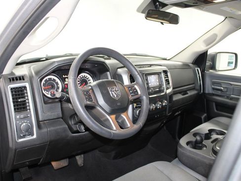 Used 2024 RAM 1500 Classic SLT AWD/4WD image 17