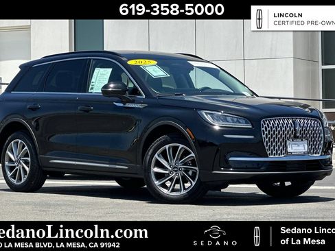 Certified 2025 Lincoln Corsair AWD w/ Equipment Group 101A image 1